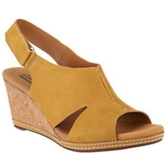 clarks mustard sandals